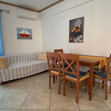 Roula Apartment Néoi Póroi Ngoại thất bức ảnh