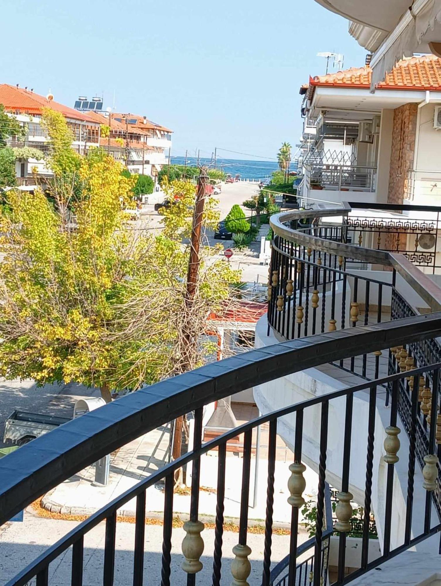 Roula Apartment Néoi Póroi Ngoại thất bức ảnh